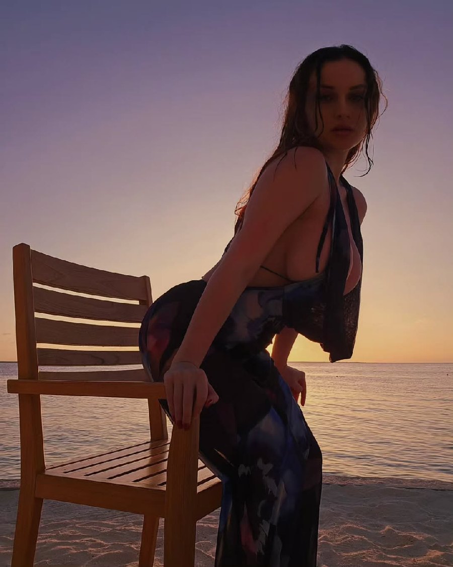 Sexy girl Miranda Faith nude in Belo Horizonte