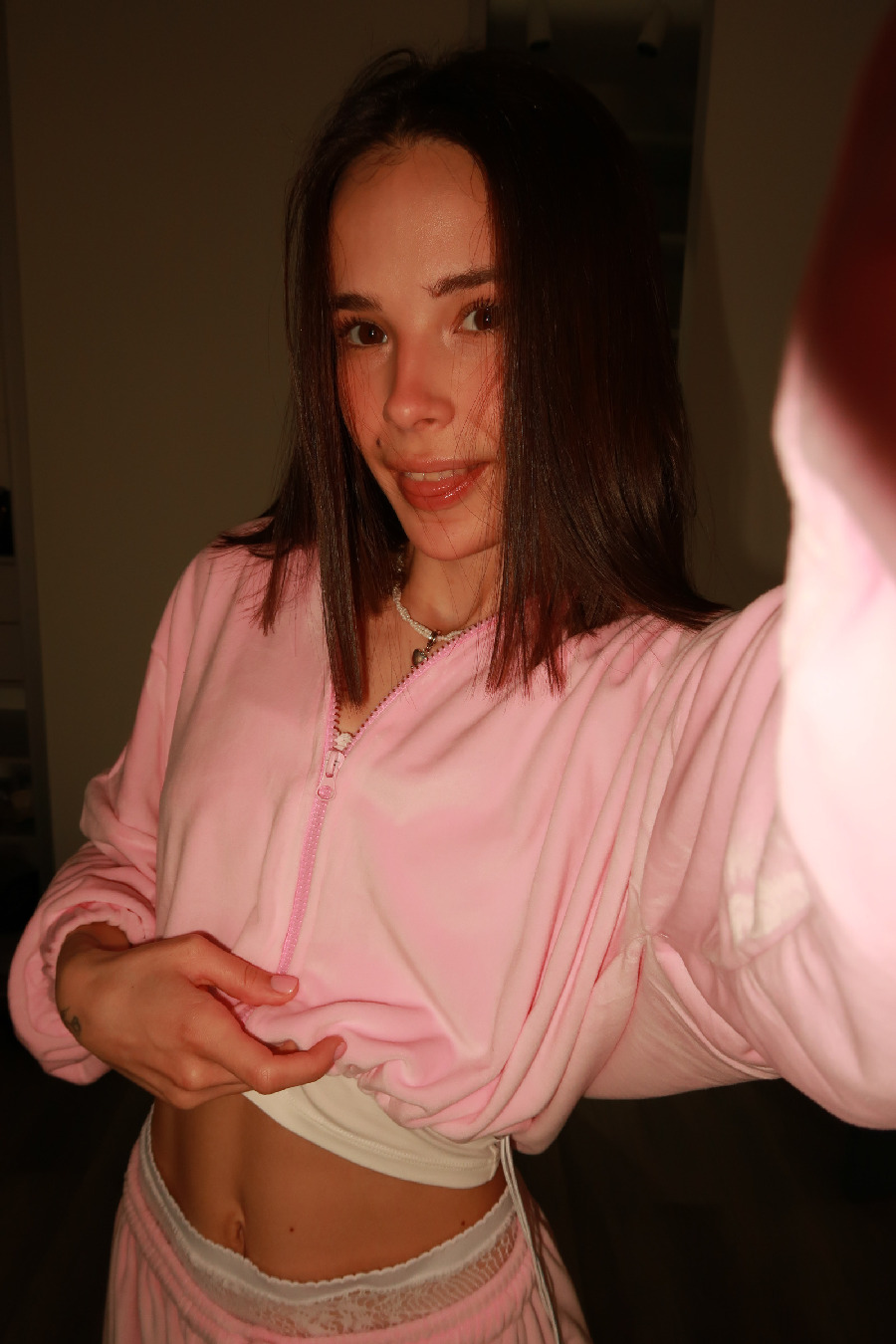 Tina brings the glow — live moments in Belo Horizonte